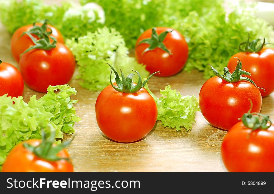 Fresh Salad With Tomatoes