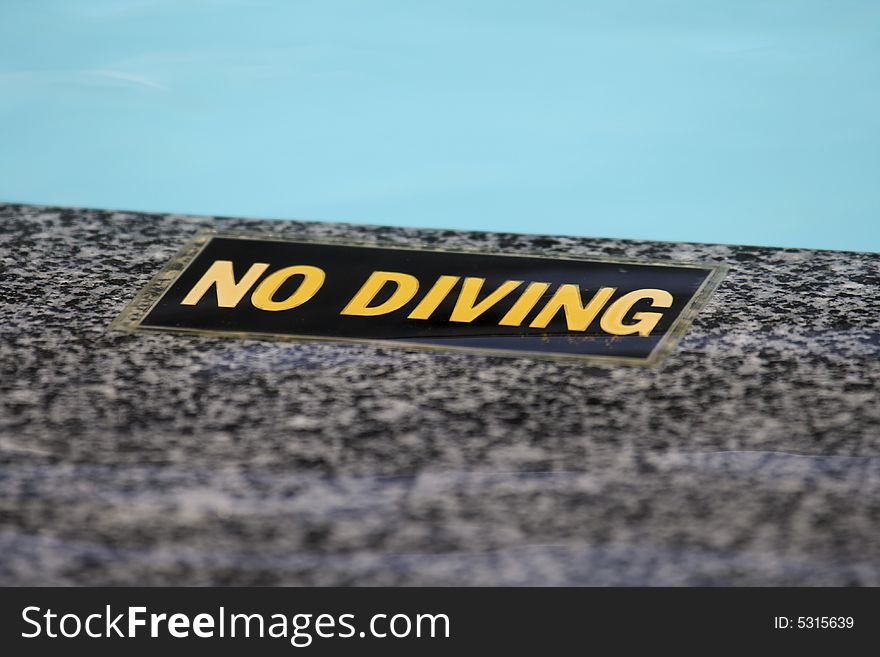  No diving -Sign