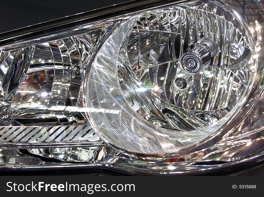 Modern car head lamp