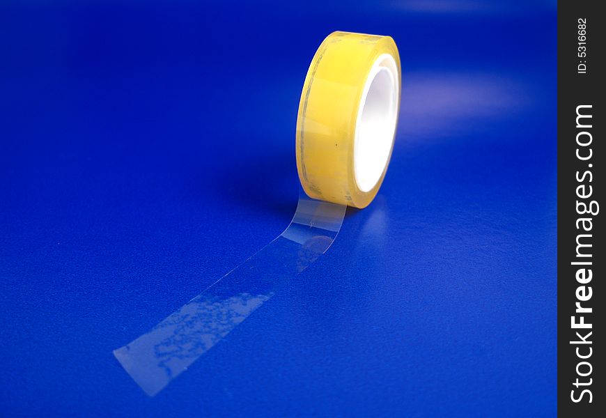 Adhesive tape roll