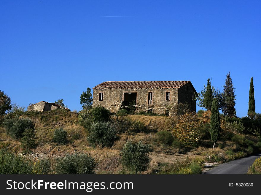 An abandoned house in umbria