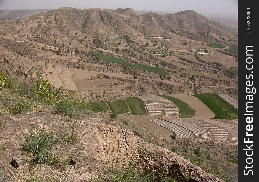 China the west live in the mountains