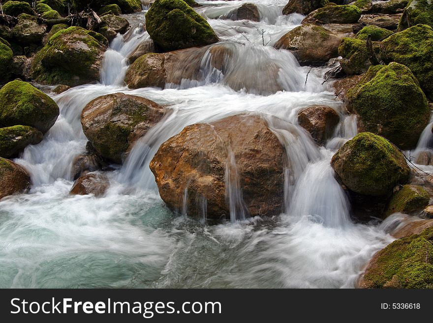 Mountain torrent slow shutter speed. Mountain torrent slow shutter speed