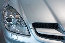 Modern Grey Metallic Car Royalty Free Stock Images Modern Grey Metallic Car Royalty Free Stock Images