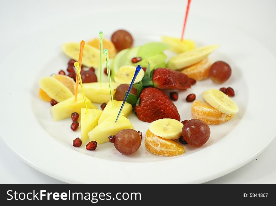 In a photo the fruit allsorts is represented, the photo is made in a light cube