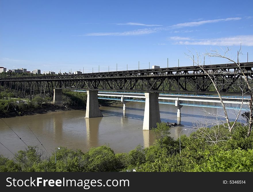 The high level bridge over the Saskatchewan river in Edmonton