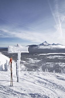 Santiam Pass Ski Sign Royalty Free Stock Photography Santiam Pass Ski Sign Royalty Free Stock Photography