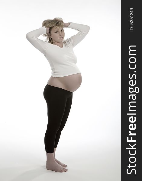 A pregnant woman whit back ground