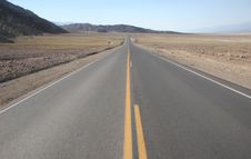 Road In Death Valley National Park Stock Photos