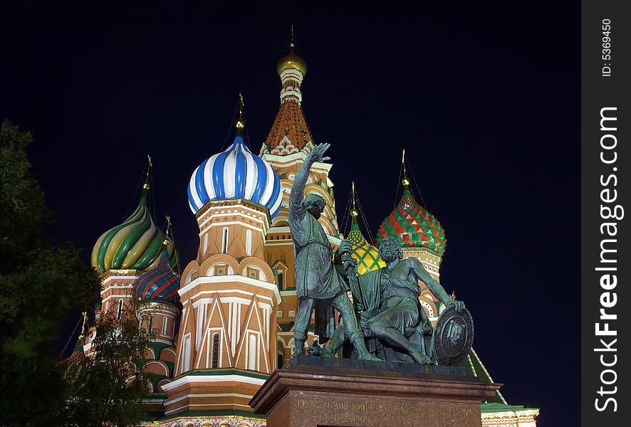 Cathedral of St. Basil and monument to Minin and Pozharsky, Red Square, Moscow, Russia