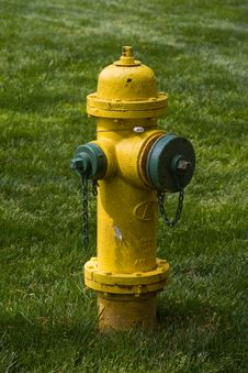 Yellow Green Fire Hydrant Royalty Free Stock Images Yellow Green Fire Hydrant Royalty Free Stock Images