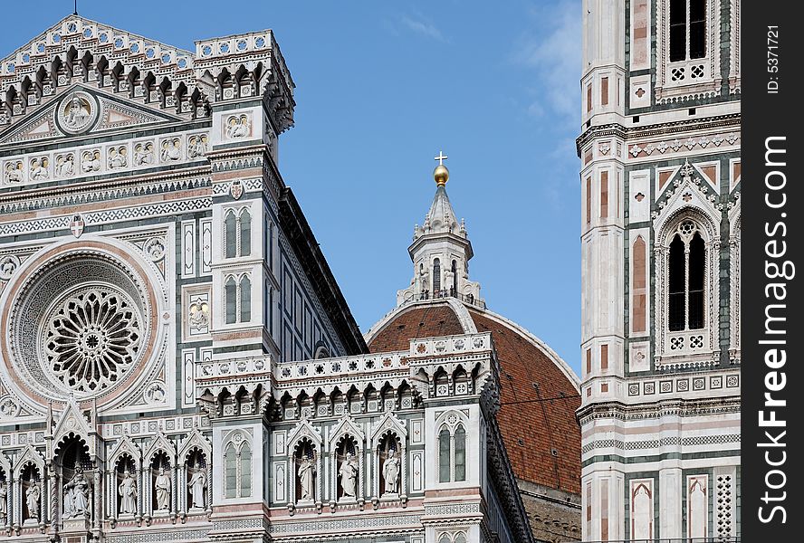 The Basilica di Santa Maria, the cathedral church of Florence in Italy. Brunelleschi's famous dome in the background. The Basilica di Santa Maria, the cathedral church of Florence in Italy. Brunelleschi's famous dome in the background.