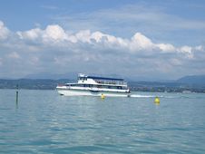 Ferry-boat On The Lake Royalty Free Stock Photography Ferry-boat On The Lake Royalty Free Stock Photography