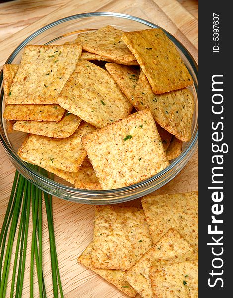 Sour Cream And Chive Flavored Crackers