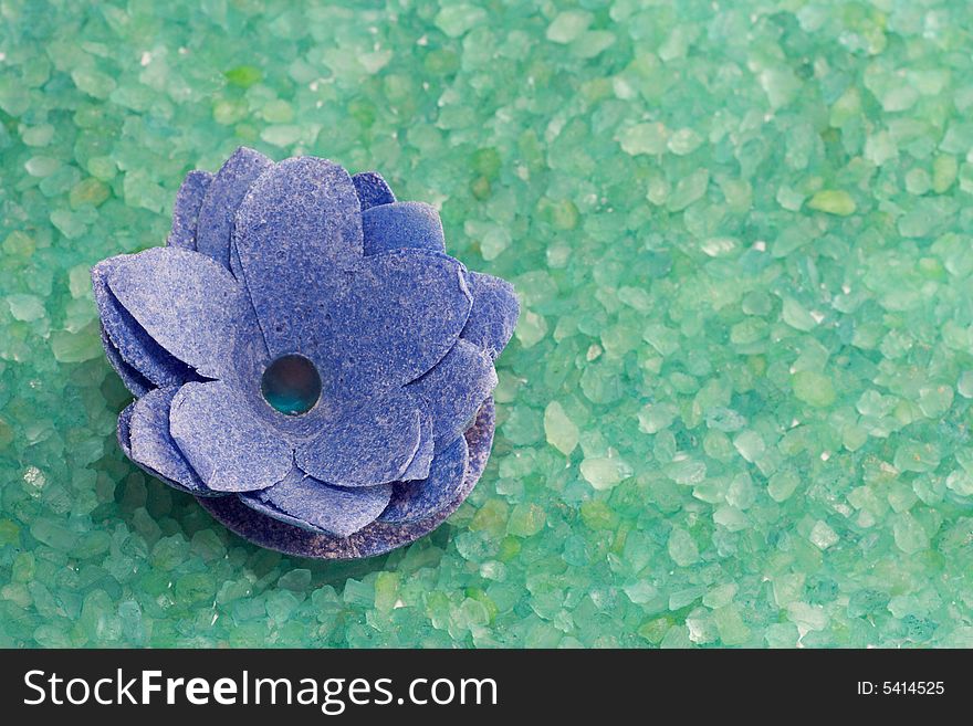 Sea salt and a flower-foam for bathrooms (SPA-medicine, aromatherapy)