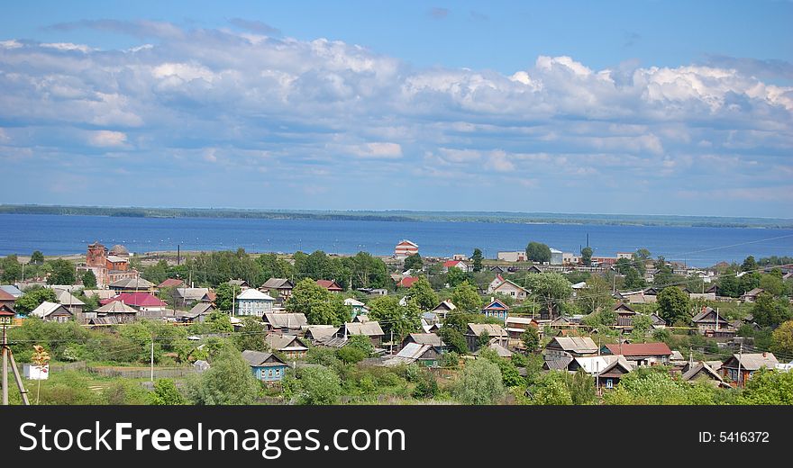 Kind on city and the river from a high hill