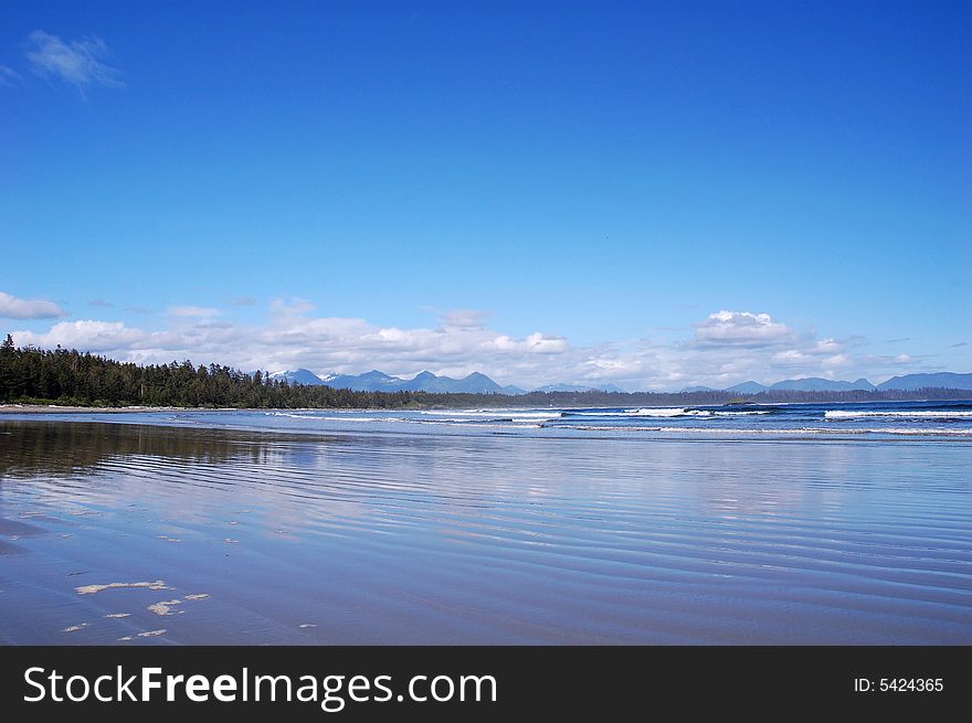 long beach in pacific rim national park, vancouver island, british columbia, canada