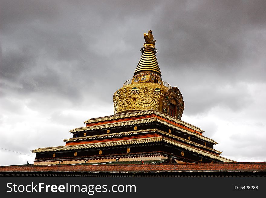 Tibet Gold Pagodas