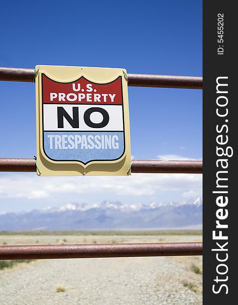 US property - no trespassing