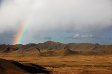 Rainbow Atop The Hill Royalty Free Stock Photography Rainbow Atop The Hill Royalty Free Stock Photography