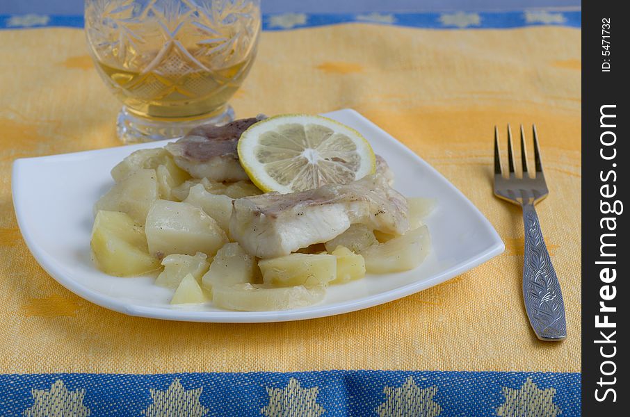 Fish With Potatoes And Wine