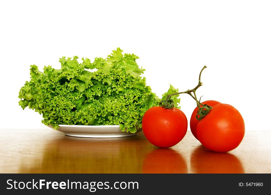 Lettuce and tomatoes for a salad