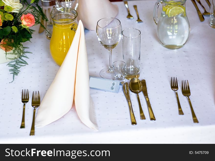 Elegance table in restaurant with dishes