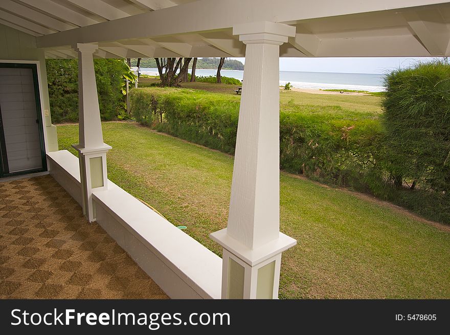 Oceanfront Lanai with a Spectacular View