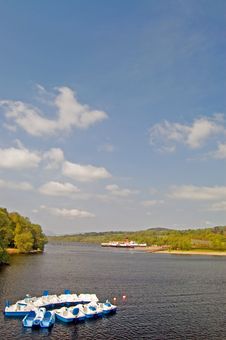 Long Loch And Boats Royalty Free Stock Photos Long Loch And Boats Royalty Free Stock Photos