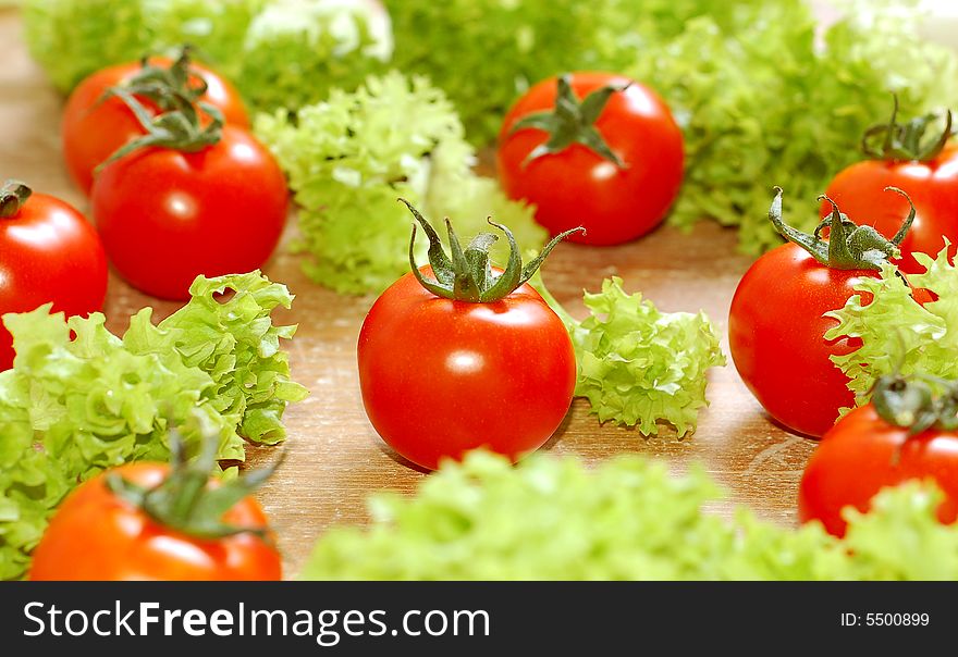 Fresh Salad With Tomatoes