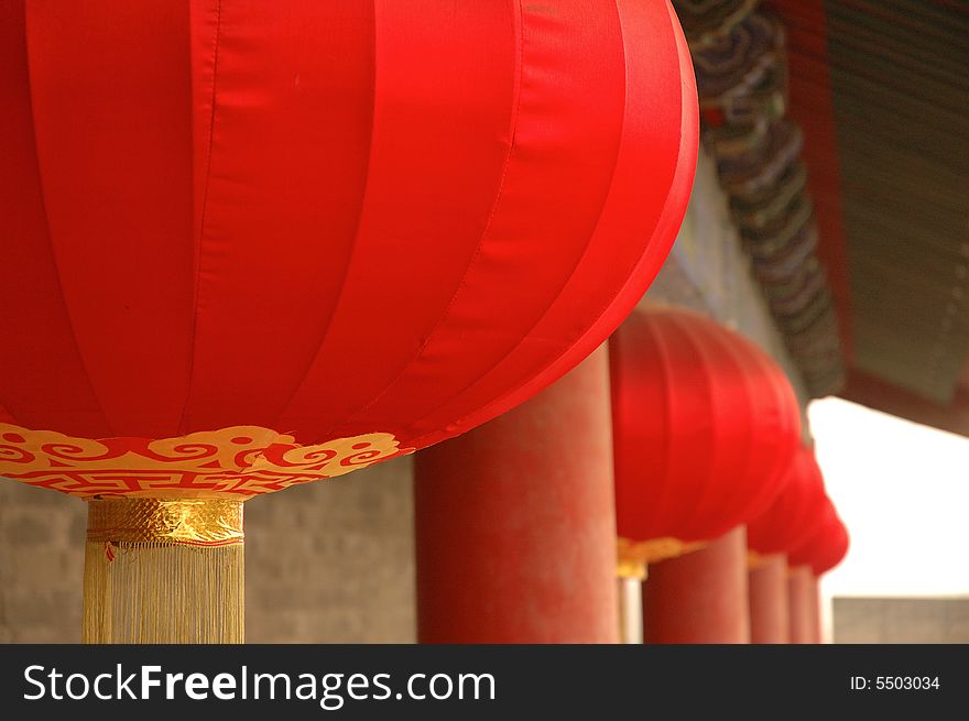 Traditional decorative giant red lanterns in China