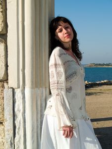 Young Lady Leaning Ancient Ruins Royalty Free Stock Images Young Lady Leaning Ancient Ruins Royalty Free Stock Images