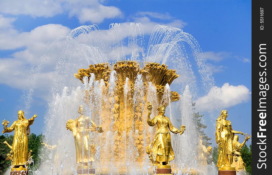 Art fountain in the park