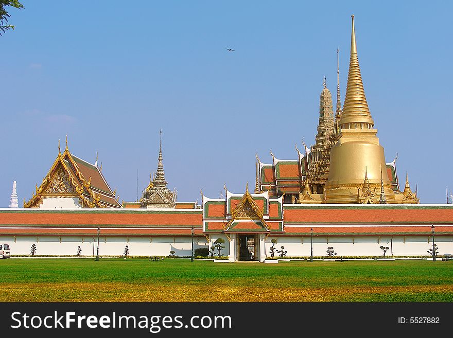 Wat Pra Keaw is Royal Temple & Palace in Bangkok Thailand. Wat Pra Keaw is Royal Temple & Palace in Bangkok Thailand.