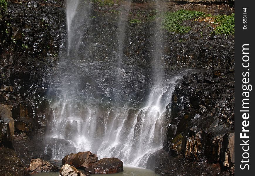 Bottom of the waterfall in Mnt Tambourine area