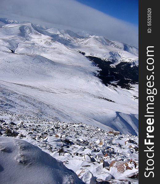 Colorado's Sawatch Range in the winter from near the summit of Beirstadt. Colorado's Sawatch Range in the winter from near the summit of Beirstadt.