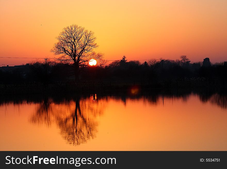 English Country Park.....

I just had to capture the sun setting over my local country park don't you just love that mirror image of the tree in the lake' and them beautiful coloured sky's. English Country Park.....

I just had to capture the sun setting over my local country park don't you just love that mirror image of the tree in the lake' and them beautiful coloured sky's...