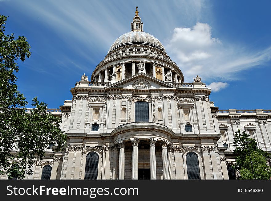 Vertical View of St Paul Cathedral with a beautiful cloudy sky
