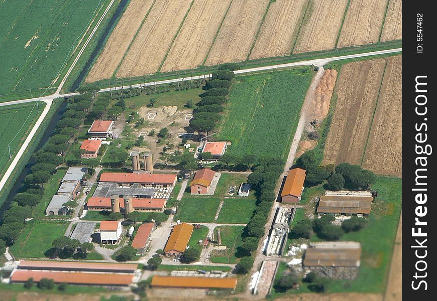 A Tusacan Farm near the town of Pisa in Italy. A Tusacan Farm near the town of Pisa in Italy