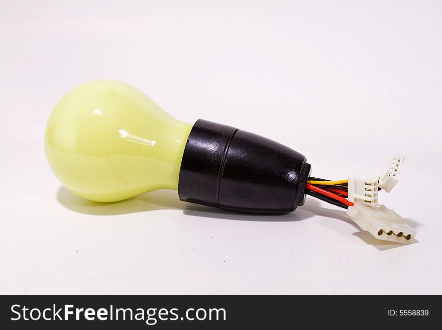 Light bulb with to many connectors