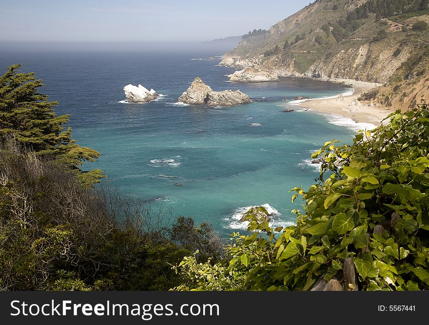 This is an image from an over look in Big Sur. This is an image from an over look in Big Sur.