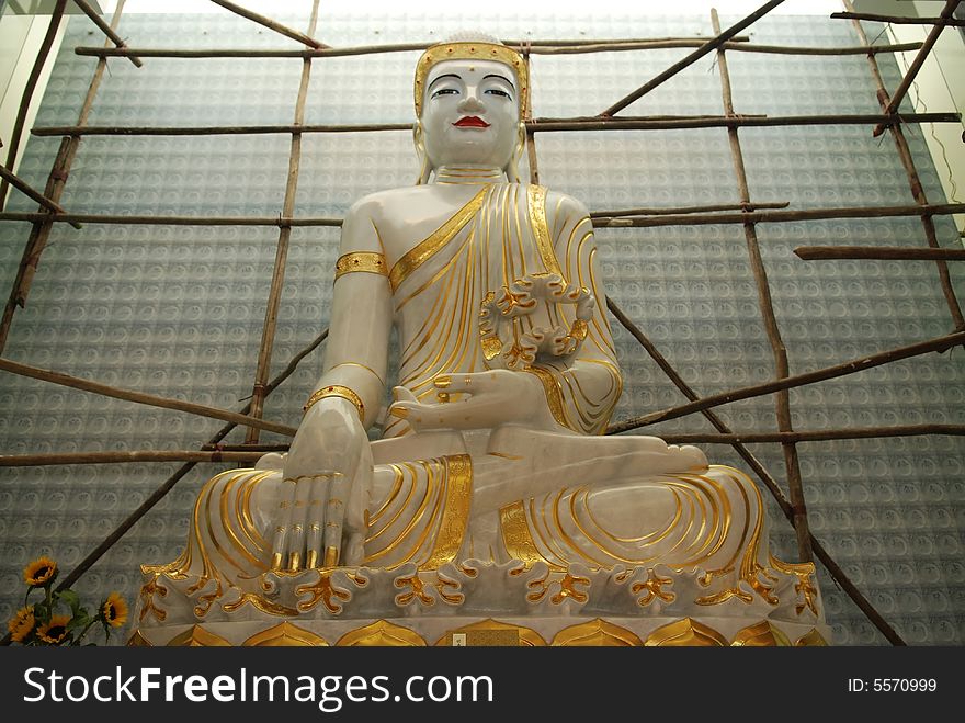 Buddha status in the chinese temple