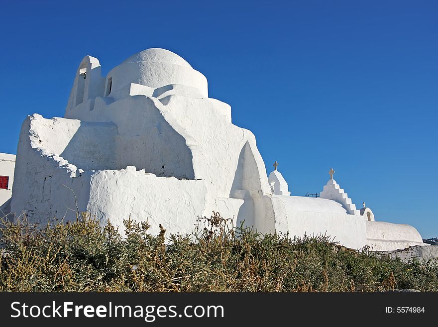 A totally white church in the Greek island of Mykonos