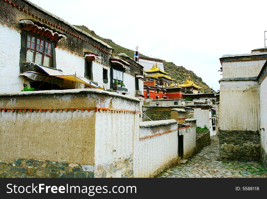 The temple of tibet .looks very beautiful .