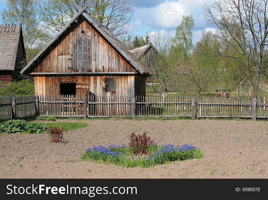 Photo of old village (cottage)