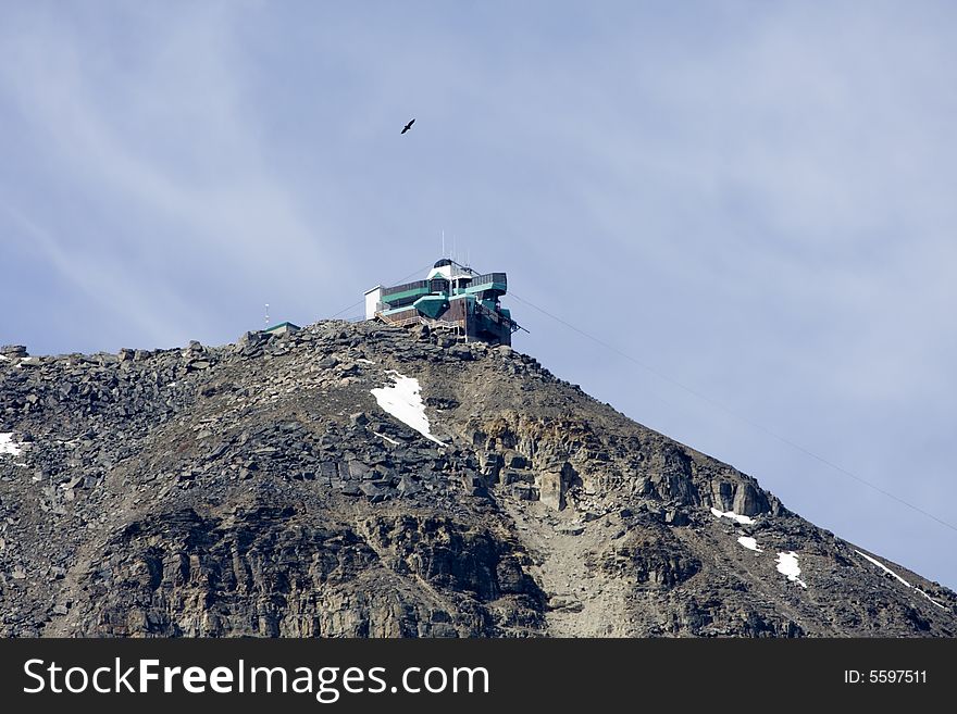 Upper gondola terminal at Jasper National Park.