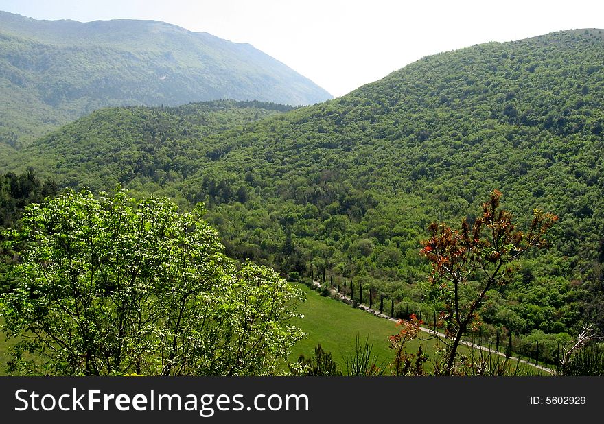 A view of the hills and lanscape of Abruzzo, Italy. A view of the hills and lanscape of Abruzzo, Italy