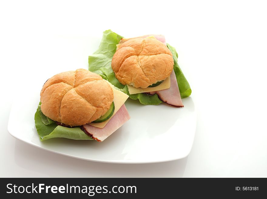 Sandwiches with ham and vegetables