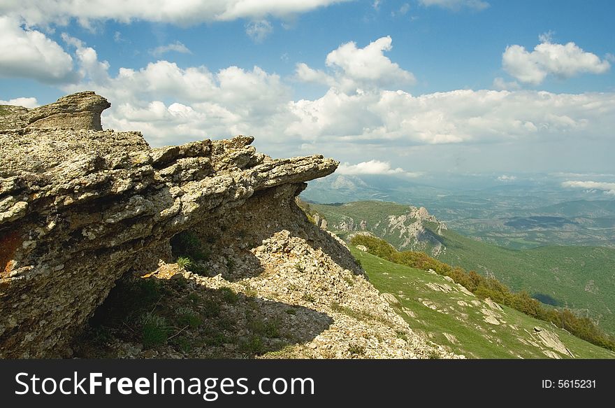 Travelling across mountain Crimea
Mountain Dimerdzhi. Travelling across mountain Crimea
Mountain Dimerdzhi