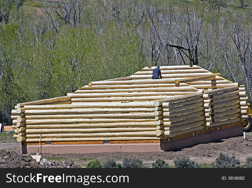 Building new log house - Colorado.